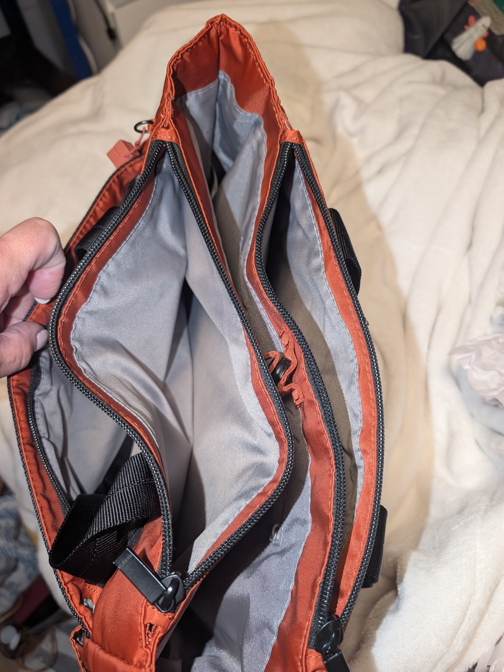 Hedgren Rust Color Tote Bag - Picture 7 of 9